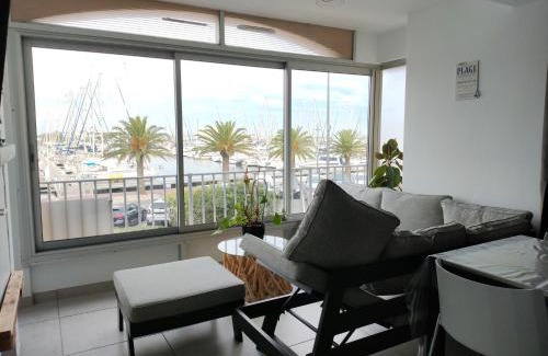 Le Port Apartment | Exceptional Views at MER-PORT-esplanade Oniria Hotel