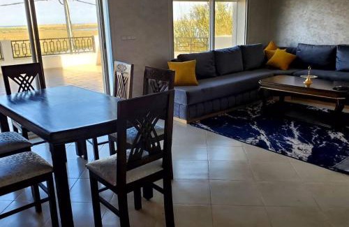 Oulad Aissa Apartment | Cozy Apartment with Scenic Water View and Great Amenities