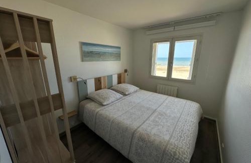 Cabourg Apartment | Exceptional Ocean View Retreat in Cabourg - 4 Star Rated
