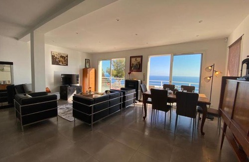 Cap d'Ail Apartment | Tranquil Sea Views at Cap d'Ail Near Monaco