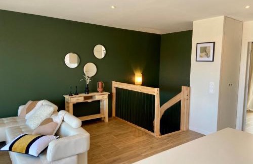 Contis-les-Bains Apartment | Oceanfront Retreat at Vue Océan - Perfect for Families