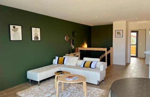 Contis-les-Bains Apartment | Oceanfront Retreat at Vue Océan - Perfect for Families