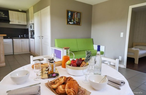 Meyrignac-l'Eglise Ski Chalet | Relaxing Lakeside Chalet with Spa & Pool Access