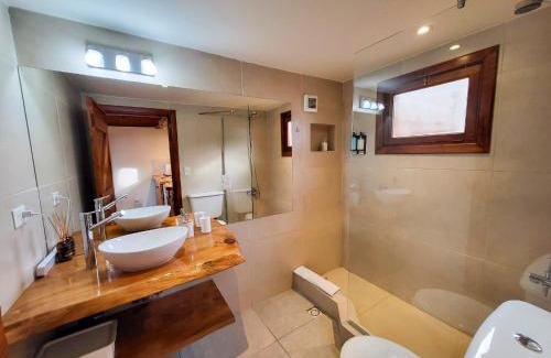 Lago Puelo House | Outstanding Vuelvo al Sur: Family-Friendly Hotel Experience