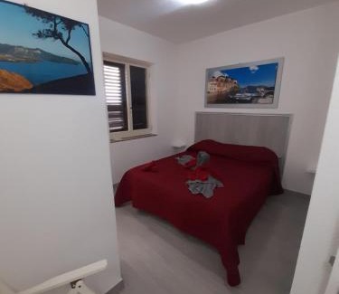 Vulcano Porto House | Discover Vulcano: La Porta Delle Eolie, Pet-Friendly Stay