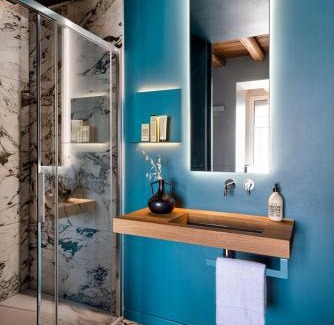 Castro Hotel | Pet-Friendly Retreat at Vulcano Palace - Rated 8.9/10
