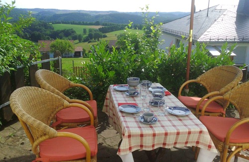 Bleckhausen House | Pet-Friendly Retreat at Vulkaneifel Bleckhausen for Families