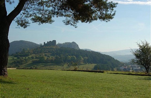Gerolstein Resort | Discover Comfort at Vulkaneifel Type L-C6 - Family Friendly Getaway