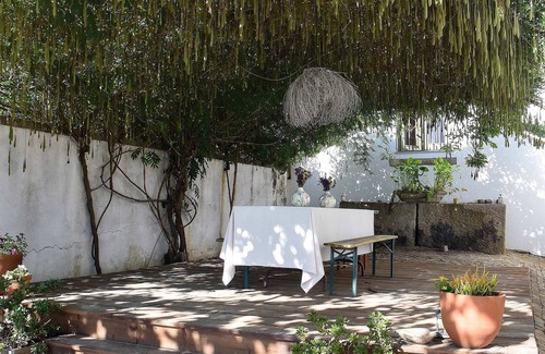Sao Martinho da Cortica House | Discover VUMBA: The Bue-Maria Suite with Pool & Spa