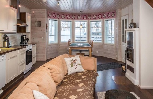 Rukatunturi House | Experience Vuosselinhovi by Interhome: Lake View & Spa