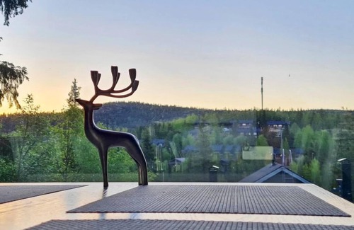 Rukatunturi House | Serene Getaway at Vuosselinkulma 1 with Lake Views