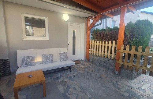 Prague 12 Apartment | Cozy Vus Home-apartman Junior: Pet Friendly & Ideal for Families