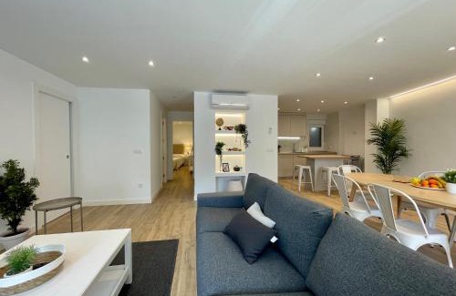 Centro Apartment | Discover VUT Correhuela: Family-Friendly 4-Star Retreat