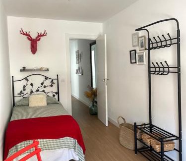 Zamora Apartment | El Cordón Apartment: Family-Friendly Stay with Top Rating