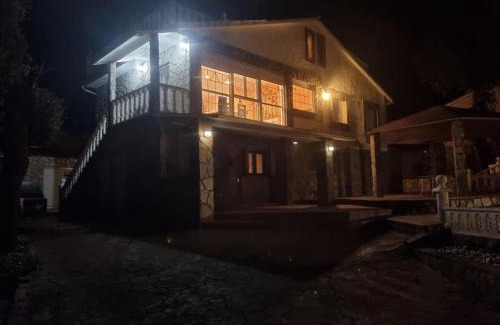 Albalate de Zorita House | Enjoy Relaxation at Casa Rural EL Mogollón with Ocean View