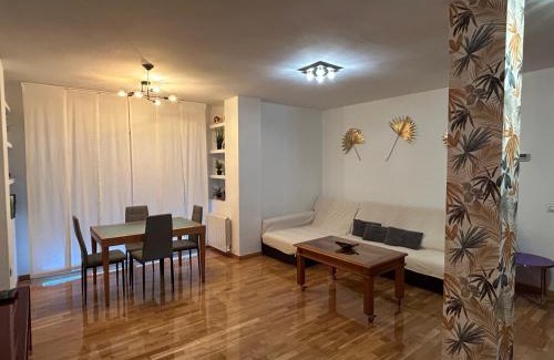 Ciudad Real Apartment | Family-Friendly VUT EL PARQUE with Pool & Top Guest Rating