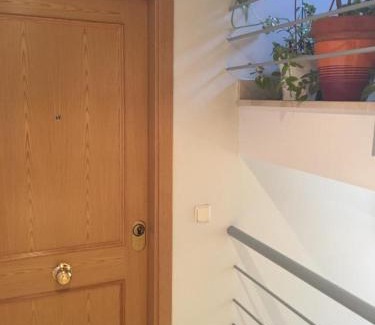 Avila Apartment | Cozy VUT in Ávila with Breakfast & Pet-Friendly Options