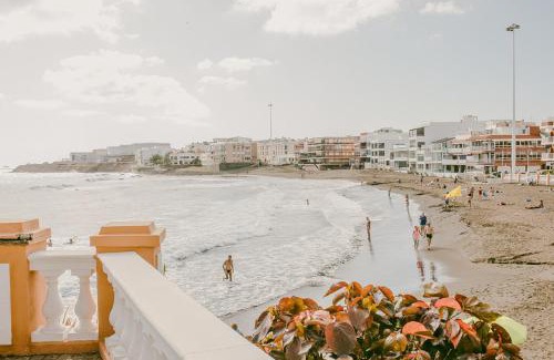 Melenara Apartment | Beachfront Bliss at VV La Niña - Family-Friendly Retreat