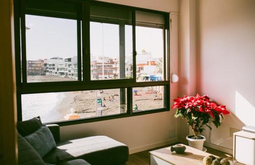 Melenara Apartment | Beachfront Bliss at VV La Niña - Family-Friendly Retreat