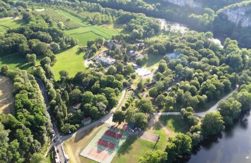 Gluges Resort | Discover VVF Dordogne Lot: Family-Friendly Retreat