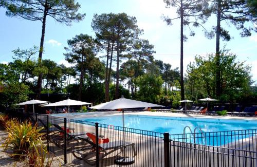 Claouey Resort | Relax at VVF Lège Cap Ferret with Oceanfront Pool Access