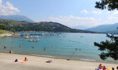 Chorges Resort | Serre-Ponçon Retreat: Family-Friendly Stay with Spa & Pool