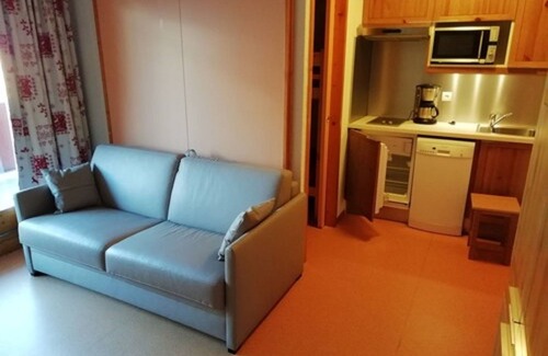 Plagne 1800 Apartment | Family-Friendly VVF Résidence Plagne 1800 with Spa & Breakfast