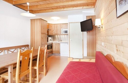 Plagne 1800 Apartment | Family-Friendly VVF Résidence Plagne 1800 with Spa & Breakfast