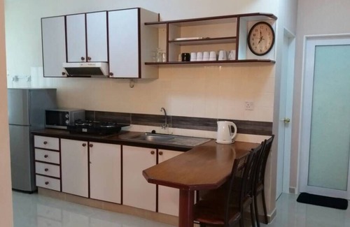 Batu Ferringhi Apartment | Oceanfront VVIP Apartment Near Hard Rock Ferringhi