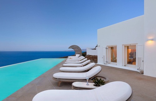 Agios Stefanos Villa | Elegant VVip Villa Leon Mykonos with Private Infinity Pool