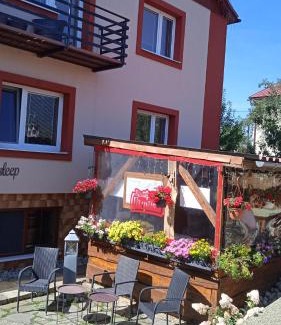 Dobsinska Masa House | Pet-Friendly Vysoké Tatry Gerlaška: Breakfast & Kitchen Available