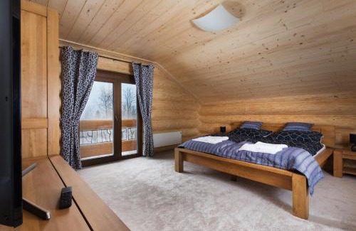 Tatranska Lomnica Ski Chalet | Experience Luxury at Chalet - Lomnica with Oceanfront Views