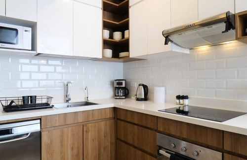 Petit Jean Ocharan Apartment | Stylish 3BR Retreat with Balcony in Miraflores, Pet Friendly