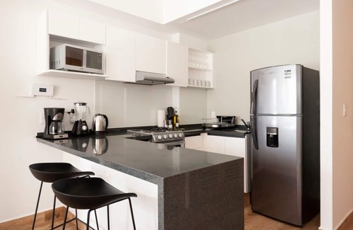 Reforma Apartment | Charming 2BR Getaway in Cuauhtémoc - Pet Friendly & Accessible
