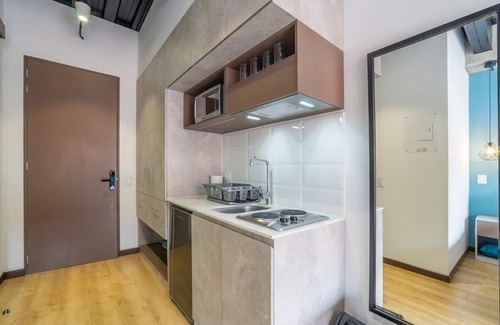 Antiguo Country Apartment | Modern Loft in Parque Virrey: Family-Friendly Retreat