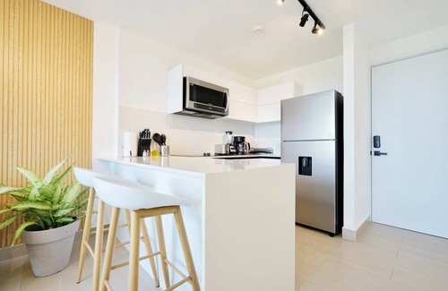 Northern Province Apartment | Top-Rated 1BR Oceanfront Retreat in San Francisco