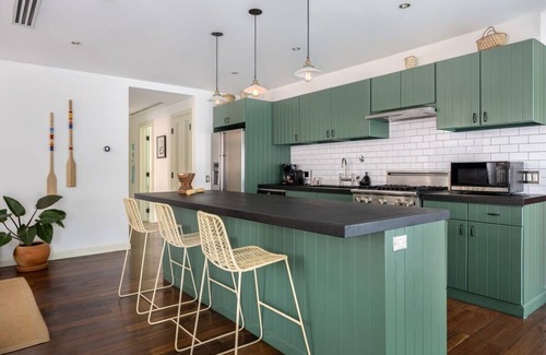 Casco Viejo Apartment | Stylish 2BR Retreat in Casco Viejo with Kitchen Access