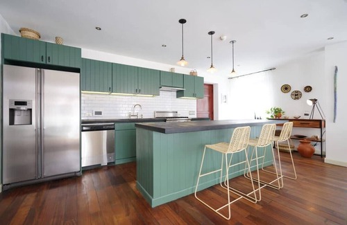 Casco Viejo Apartment | Stylish 2BR Retreat in Casco Viejo with Kitchen Access