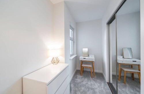 Broughty Ferry Apartment | Family-Friendly W. Queen St. Apt - 4-Star Guest Rated