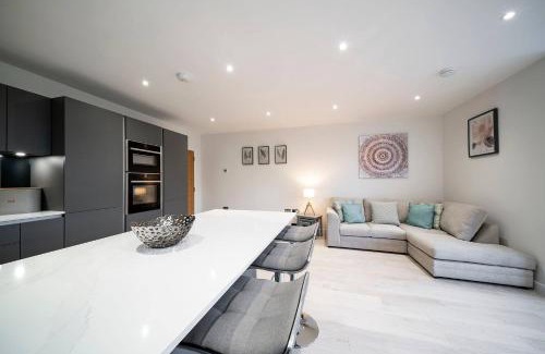 Broughty Ferry Apartment | Family-Friendly W. Queen St. Apt - 4-Star Guest Rated