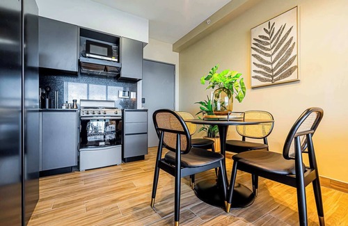 Panama City Apartment | w* | Regal 1BR w/Great Deco in Centriqo