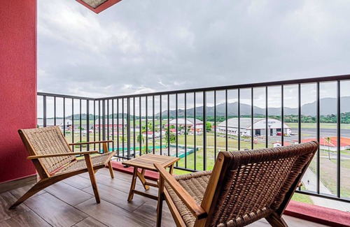Panama City Apartment | w* | Regal 1BR w/Great Deco in Centriqo