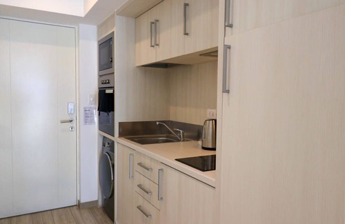 Barranco Apartment | Stylish Loft with AC in Barranco - Family-Friendly Stay