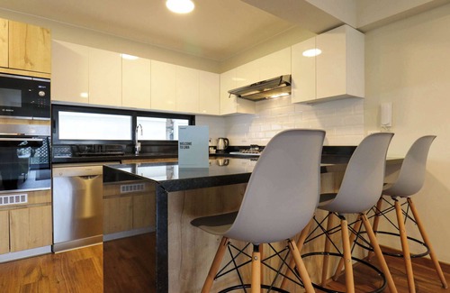 Armendariz Apartment | Inviting 2BR Retreat with Balcony in Miraflores