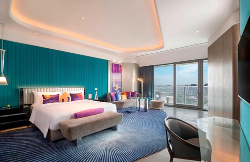Yanta Qu Hotel | Discover W XIAN: 5-Star Poolside Retreat with Spa Access