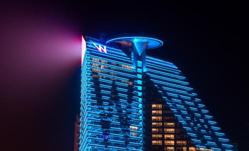 Yanta Qu Hotel | Experience Elegance at W XIAN Hotel with Oceanfront Views