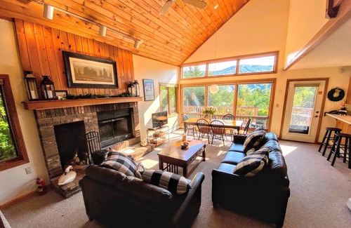 Bretton Woods House | Cozy Bretton Woods Condo with Ski Area Views & Fast WiFi