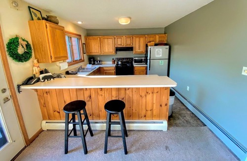 Bretton Woods House | Cozy Bretton Woods Condo with Ski Area Views & Fast WiFi
