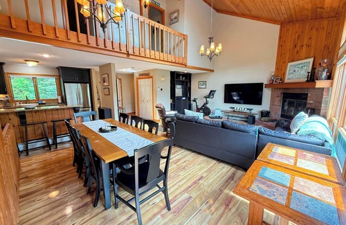 Bretton Woods House | Idyllic Bretton Woods Condo with Ski Slope Views & A/C