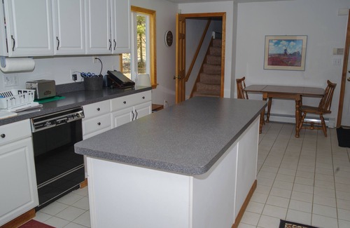Westminster House | Perfect Family Retreat by the Lake near Wachusett Mountain